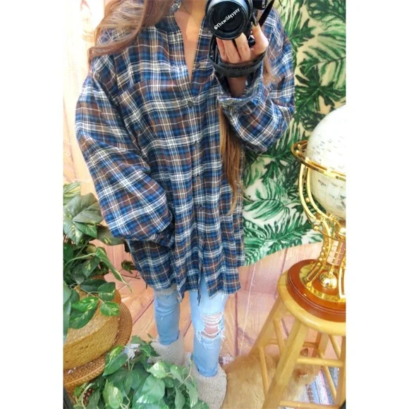 Vintage cozy oversized plaid boyfriend flannel 🍂 - Picture 3 of 8